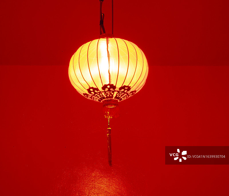 中国寺庙里的纸灯笼图片素材