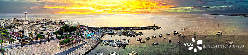 托雷坎内港口图片素材