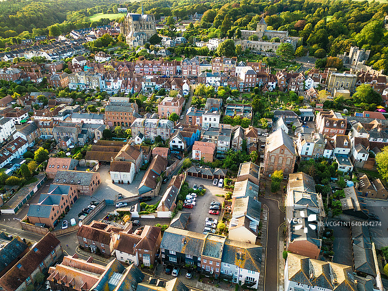 英国西萨塞克斯郡阿伦德尔集镇航拍图片素材