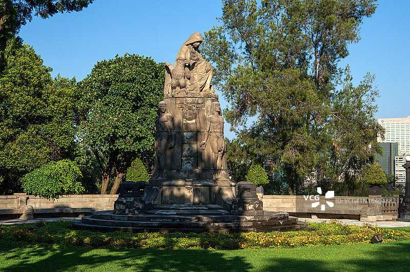 查普尔特佩克公园，祖国纪念碑与凉亭花园图片素材