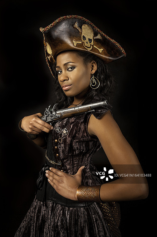 持枪海盗图片素材