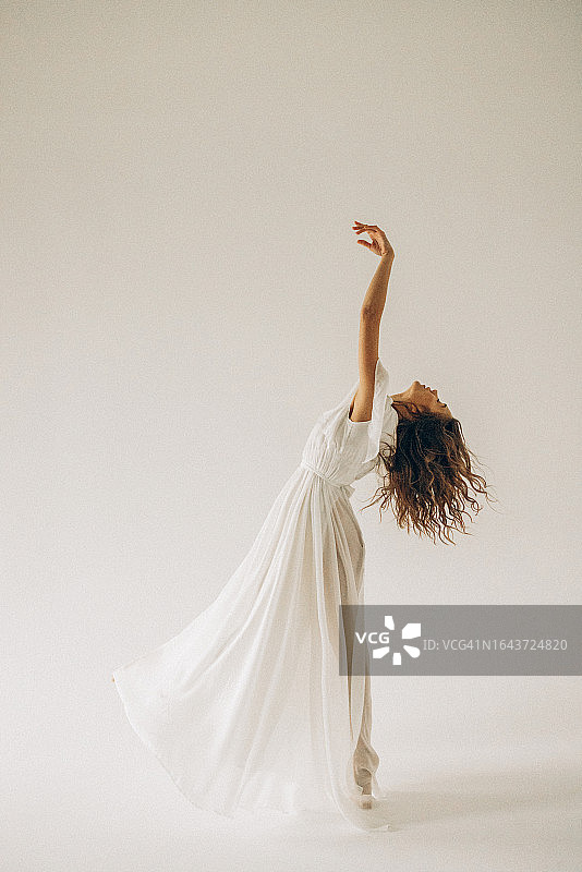 美丽的感性女人图片素材