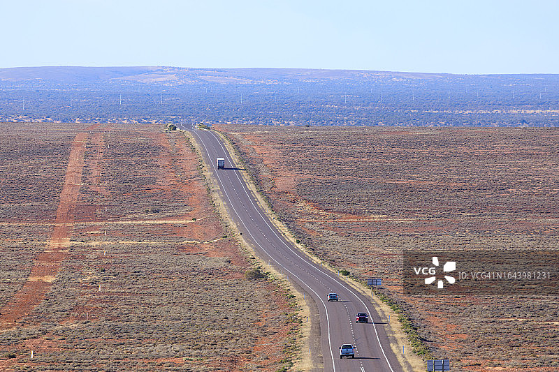 斯图尔特公路，伍默拉，南澳大利亚图片素材