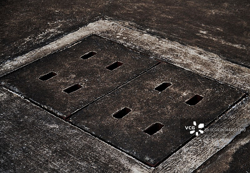 混凝土排水盖图片素材