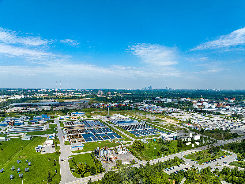 加拿大密西沙加湖畔公园和安大略湖的景色图片素材