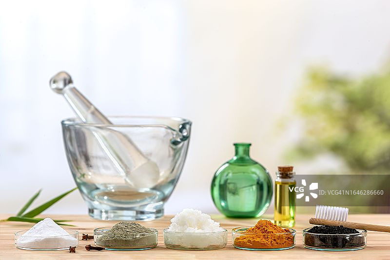 牙膏制造图片素材