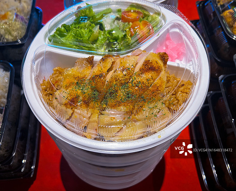什锦鸡肉饭便当图片素材