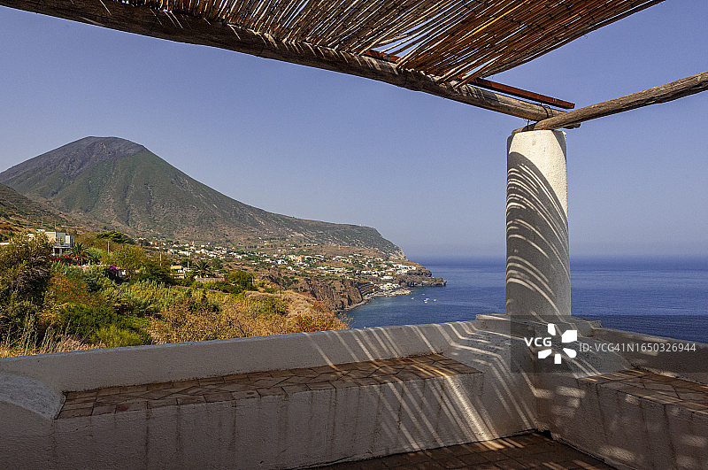 西西里岛萨利纳岛马尔法景色图片素材