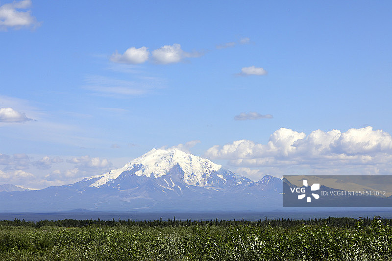 兰格尔-圣伊莱亚斯国家公园的圣福德山图片素材