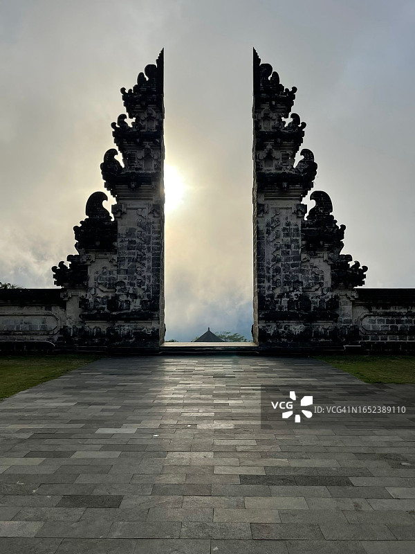 巴厘岛伦普扬寺天堂之门图片素材