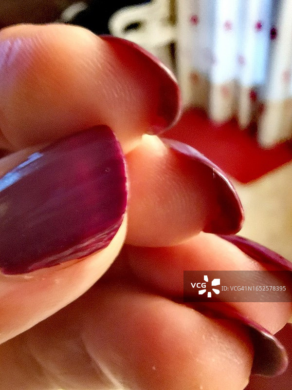 红色指甲油图片素材