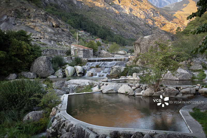 洛里加河滩，埃什特雷拉山自然公园图片素材