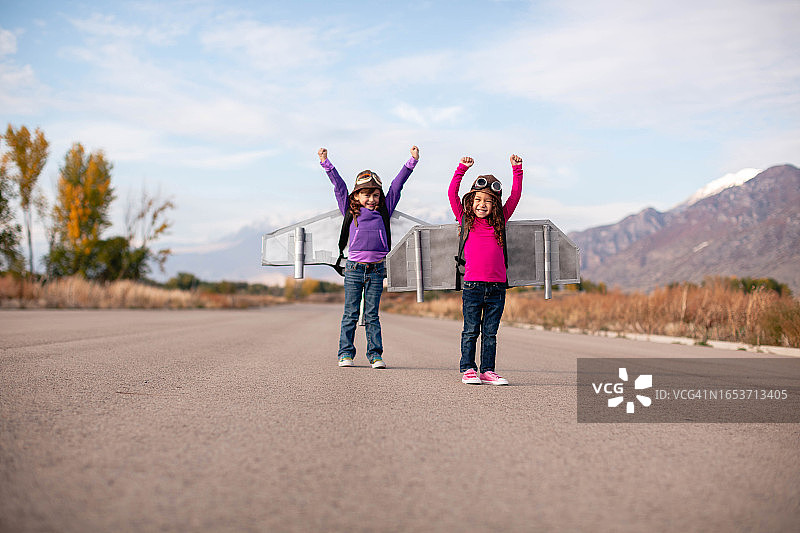 探险少女图片素材