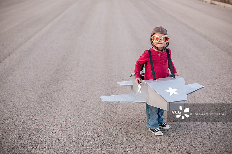 男孩的冒险图片素材