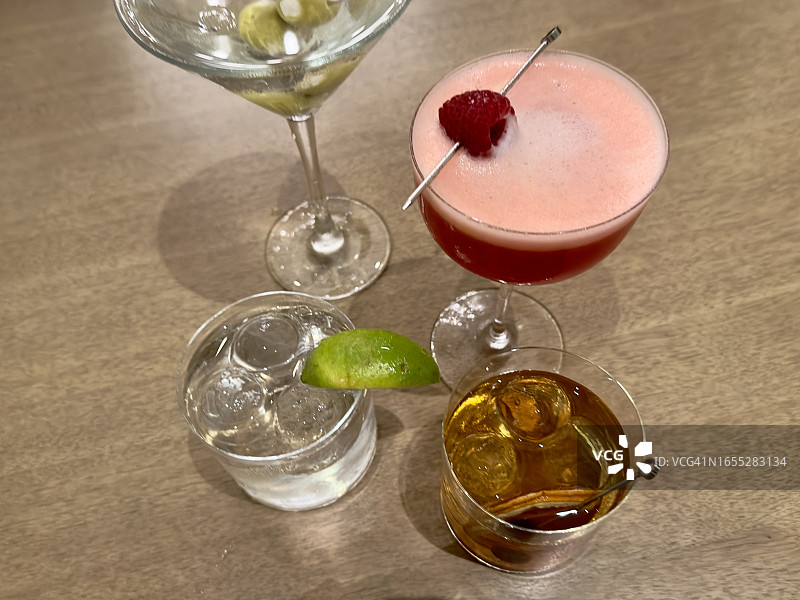 各种酒精鸡尾酒饮品图片素材