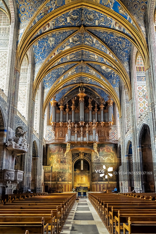 法国阿尔比主教座堂的室内景观与天花板图片素材