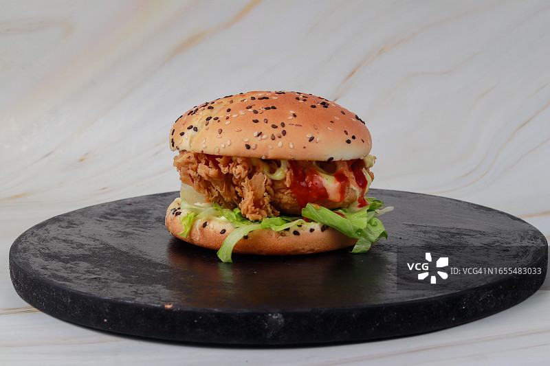 香辣鸡腿堡图片素材