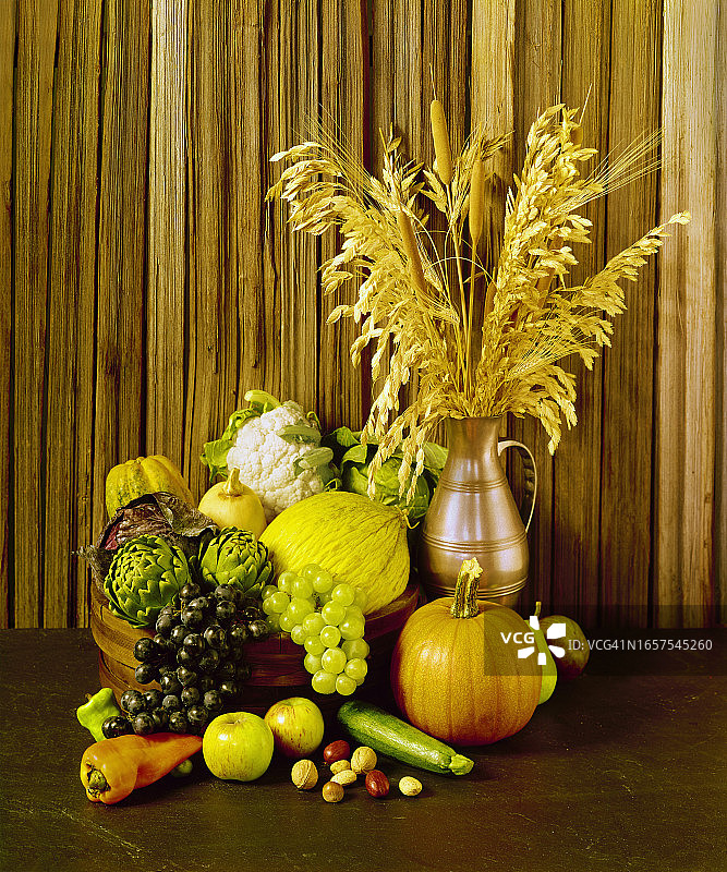 秋季蔬菜与葡萄图片素材