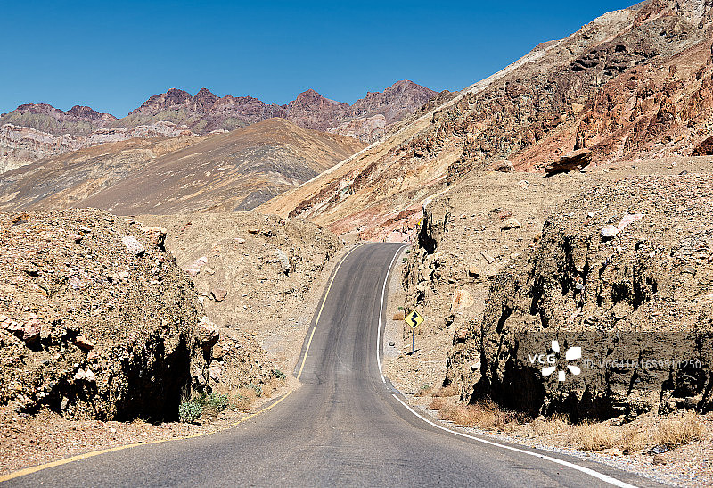 最好的冒险之地就在你面前图片素材