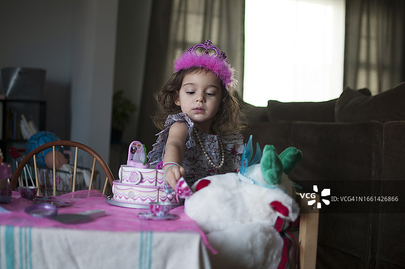 与公主共度节日茶时光图片素材