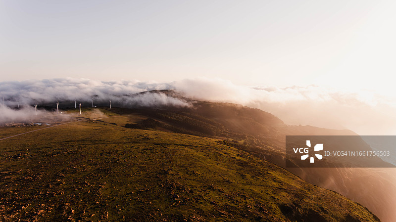 埃尔贝拉哨站日落图片素材