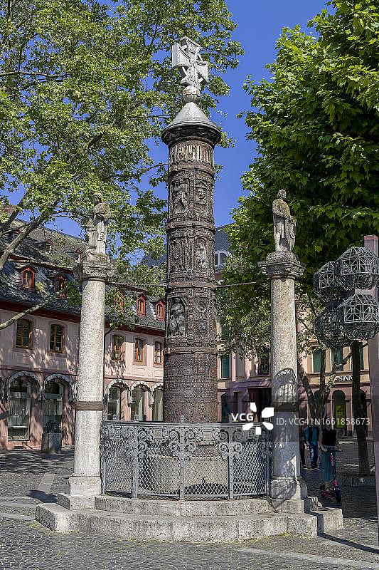 德国莱茵兰-普法尔茨美因茨Liebfrauenplatz的指甲柱图片素材