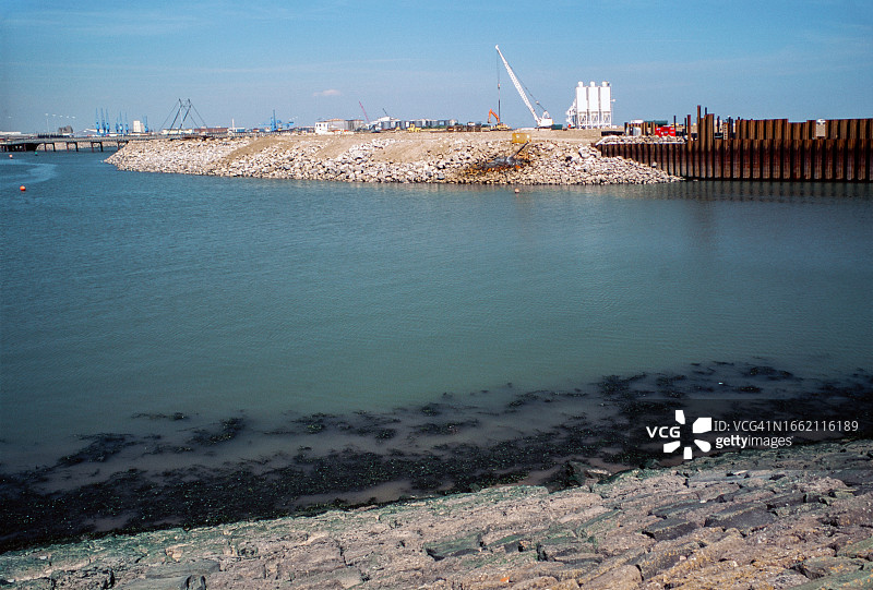 建设中的加的夫拦河坝（1990年代后期）图片素材