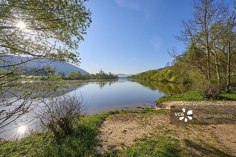 德国巴伐利亚春天河流风光图片素材