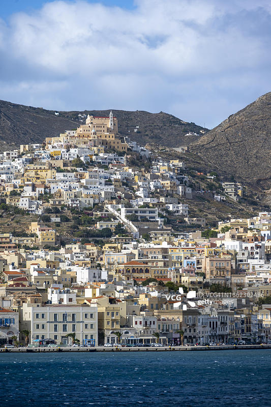 埃尔穆波利斯小镇景色：锡罗斯岛阿诺圣乔治大教堂，希腊图片素材