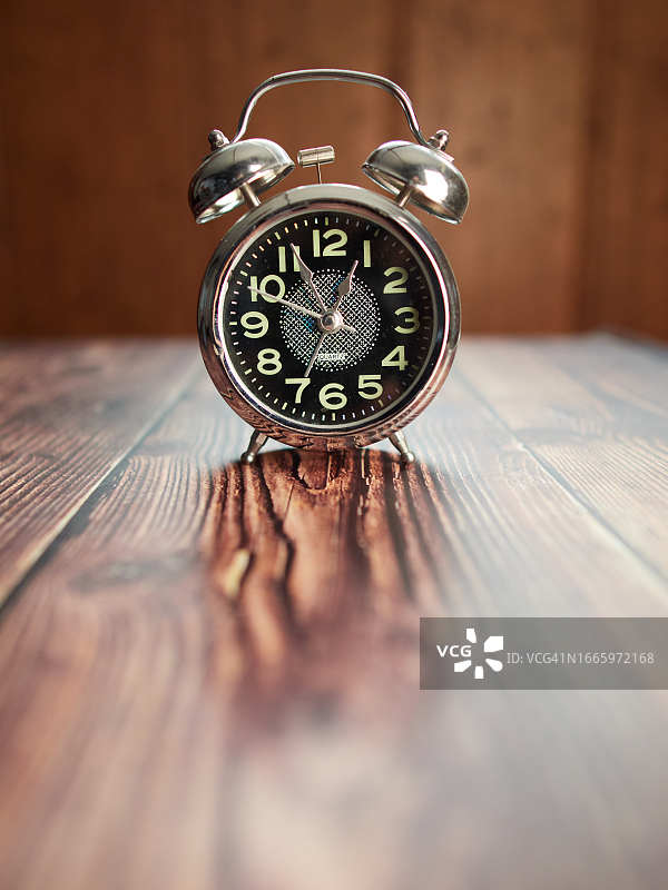复古闹钟老照片图片素材