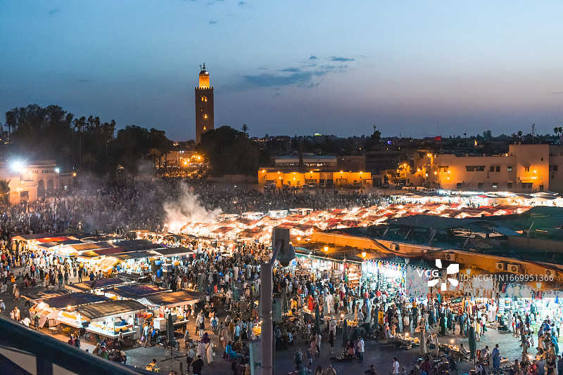 摩洛哥德吉玛广场夜景图片素材