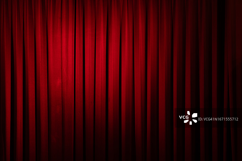 红色天鹅绒剧院幕布图片素材