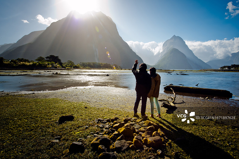 旅行者图片素材