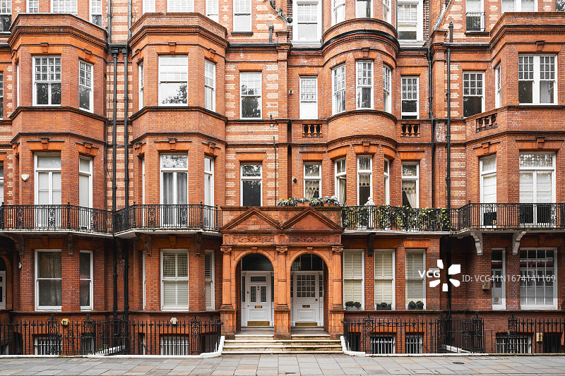 英国伦敦切尔西的维多利亚风格老房子图片素材