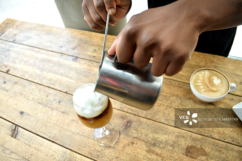 卡布奇诺咖啡机图片素材