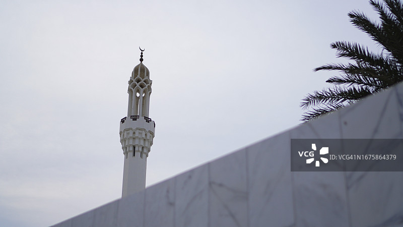 沙特阿拉伯吉达哈桑·埃纳尼清真寺塔图片素材