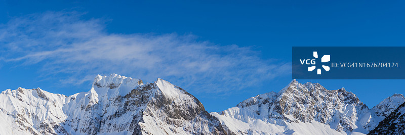 德国巴伐利亚冬季山脉全景图片素材