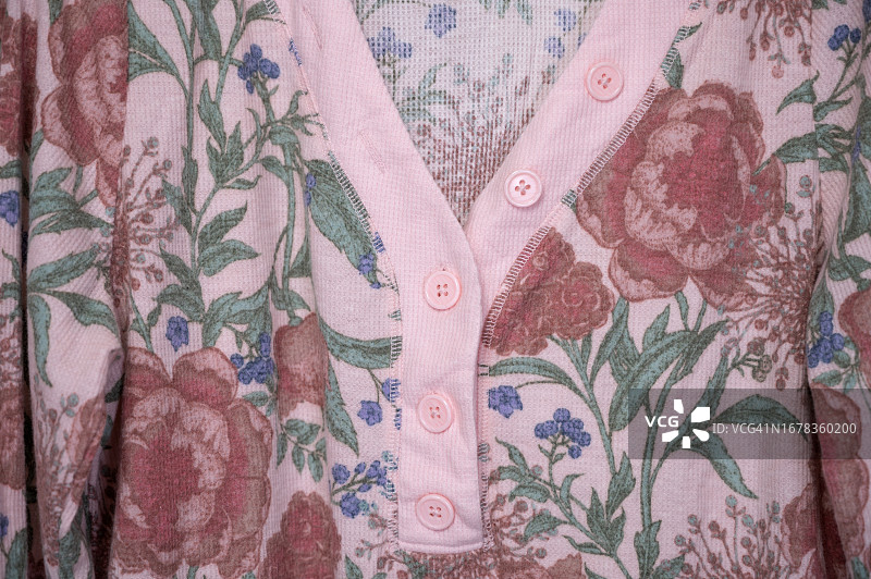 盛开之美：永恒优雅的 floral 图案面料背景图片素材