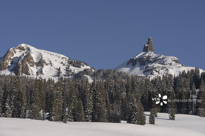 清新春雪图片素材