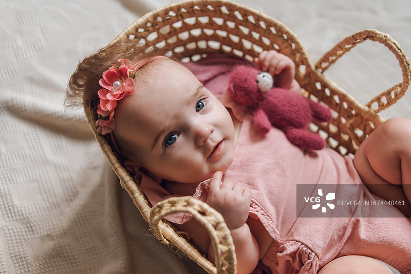 你最喜欢的孩子的脚图片素材