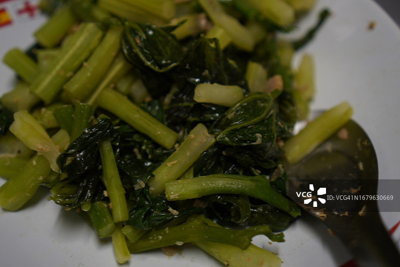 羽衣甘蓝炒咸鱼图片素材