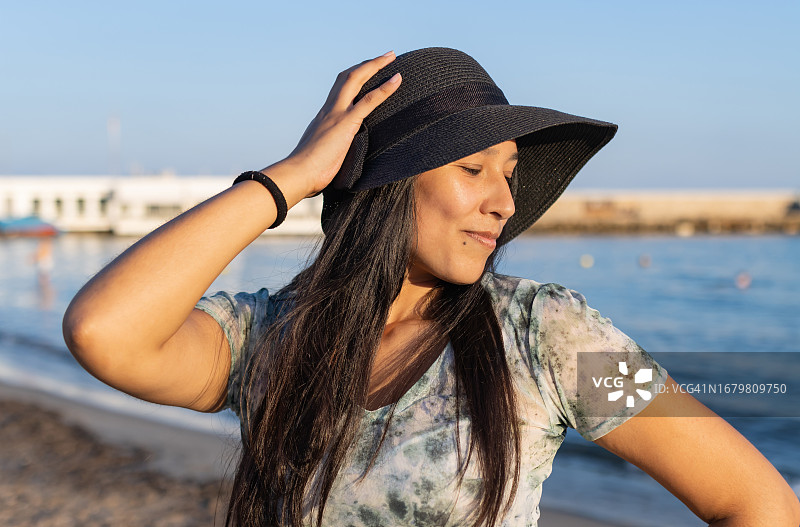 海滩模特图片素材