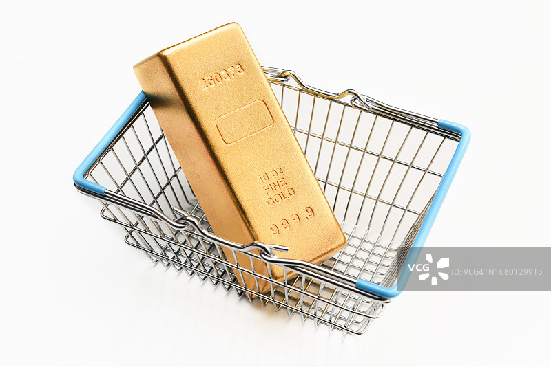 购物篮中的金元宝图片素材