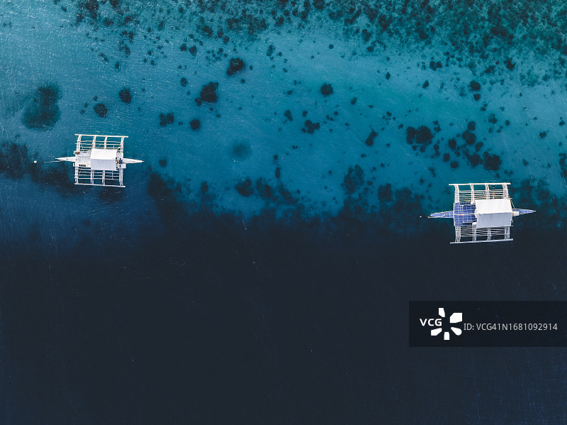 菲律宾天堂螃蟹船航拍图片素材