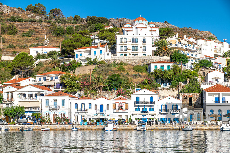 希腊伊卡里亚岛的彩色建筑图片素材