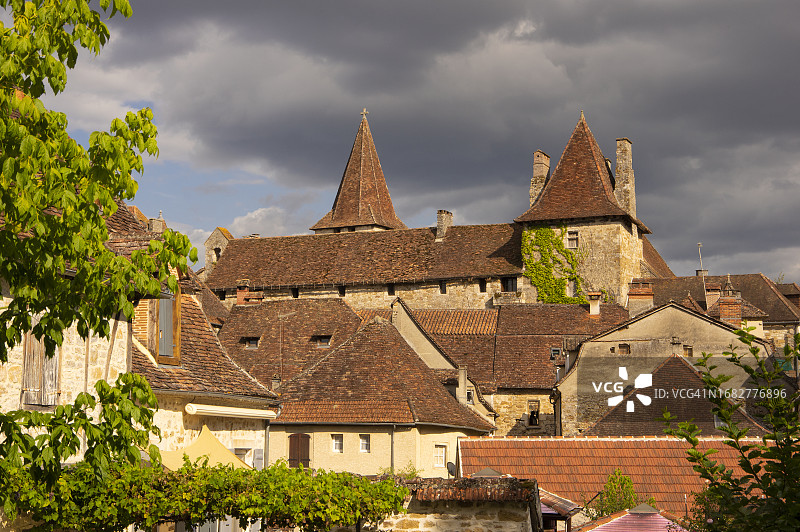 卡雷纳克中世纪村庄，法国图片素材