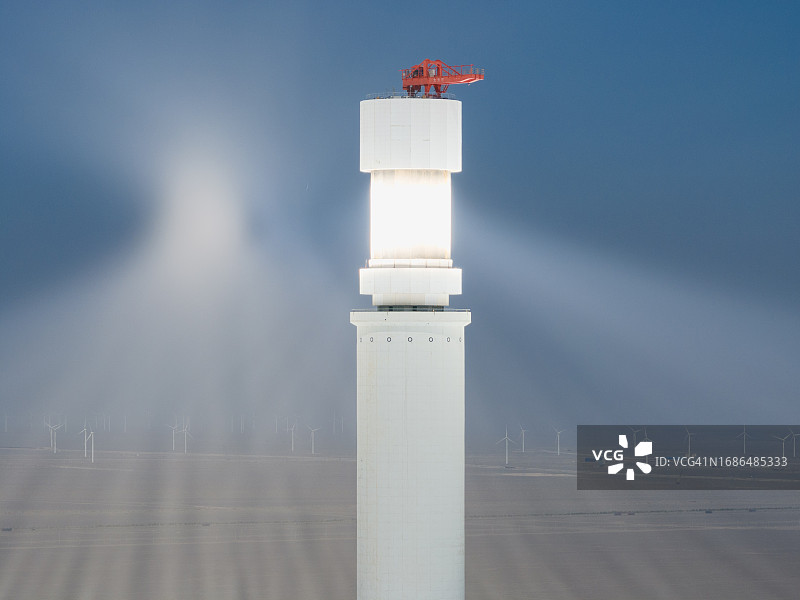 聚光太阳能发电厂图片素材