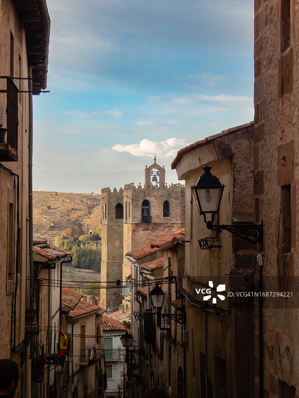 锡古恩萨城市风光，西班牙瓜达拉哈拉图片素材
