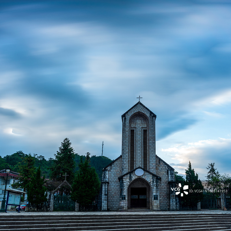 教堂与心中的神图片素材