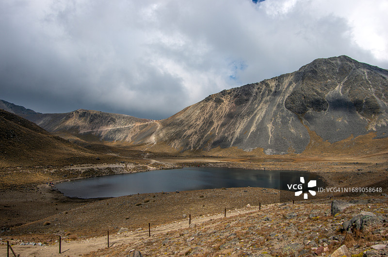 墨西哥托卢卡火山月亮泻湖图片素材